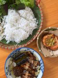 Roam around ย่านชิค ๆ ในฮานอย