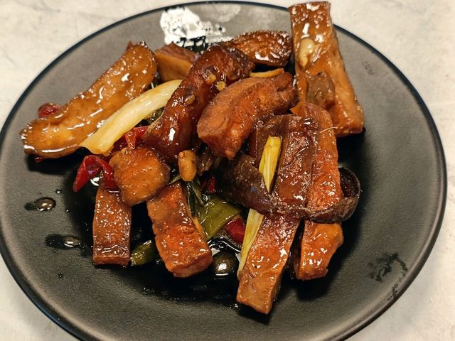 浯江御麵館，一碗麵的溫柔時光。