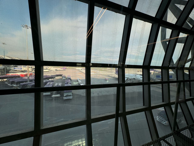 ✨ Luxe & Relaxed: The Coral Finest Cocoon Lounge (BKK C1) – A Hidden Gem at Suvarnabhumi! ✨