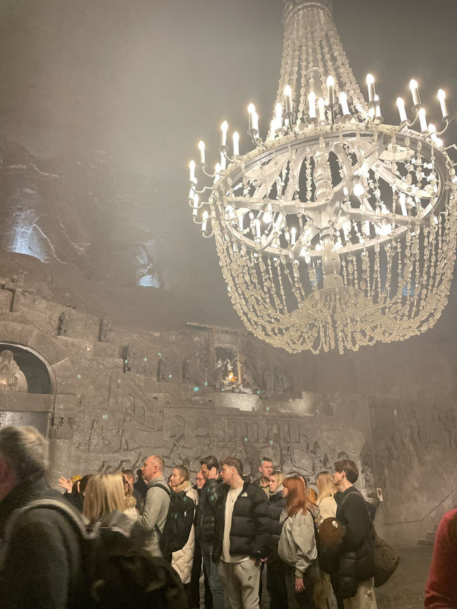 【ポーランド🇵🇱すべて岩塩でできた世界初の世界遺産】