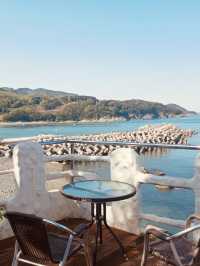 Manseongri Black Sand Beach: Yeosu's Unique Coastal Retreat