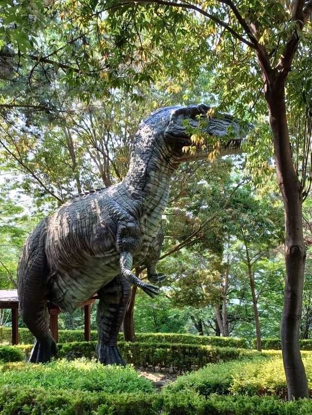 야외 공룡공원 구경 재미가 쏠쏠