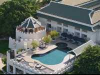 Kalanan Riverside Resort