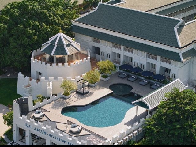 Kalanan Riverside Resort