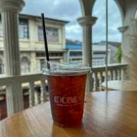 คาเฟ่ต้องไป! mondo ภูเก็ตเมืองเก่า