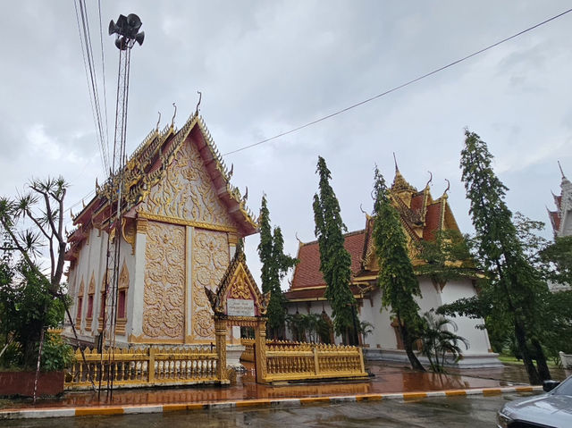 วัดโขงเจียม อุบลราชธานี