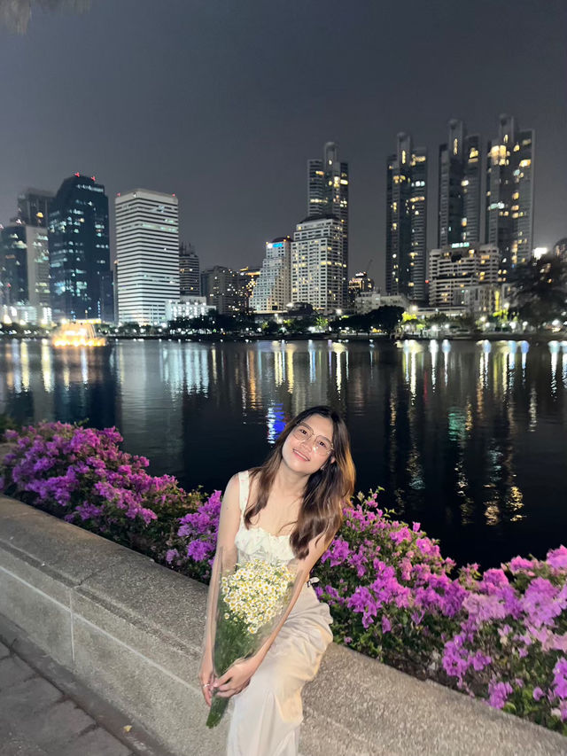 ถ่ายรูปเล่น📍สวนเบญจกิติ กรุงเทพ💐