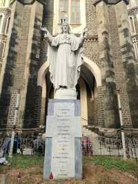 Gloria Church