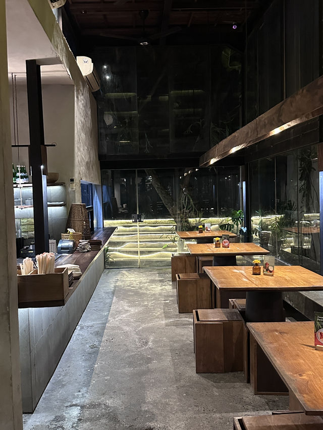 작은 오아시스 같은 카페, Temu Coffee ☕🌿