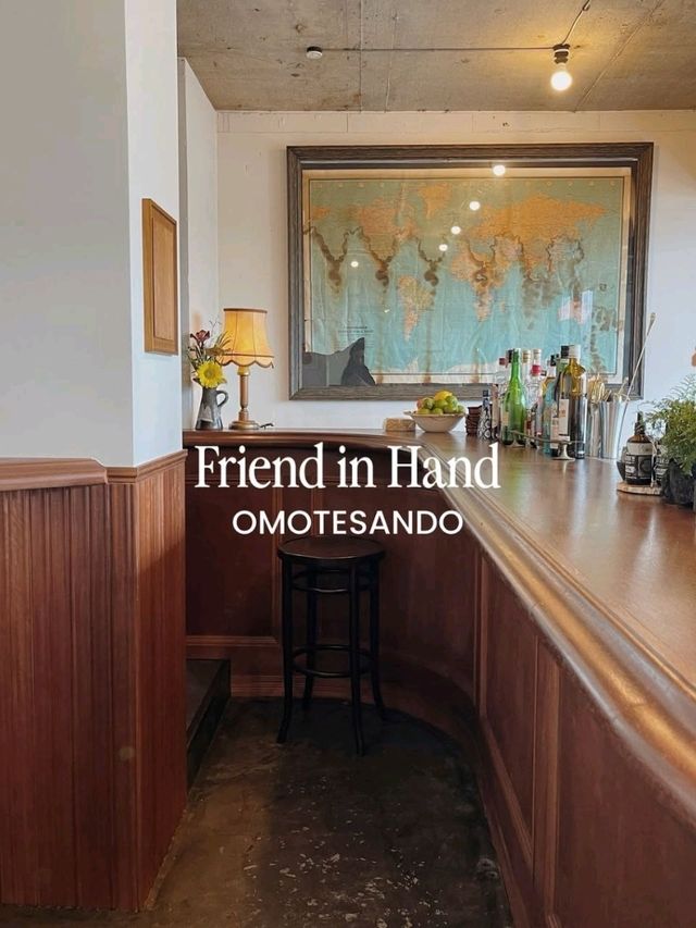 Friend in Hand Omotesando