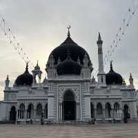🕌 A Slice of Timeless Kedah — Alor Setar Square & Zahir Mosque 🇲🇾✨