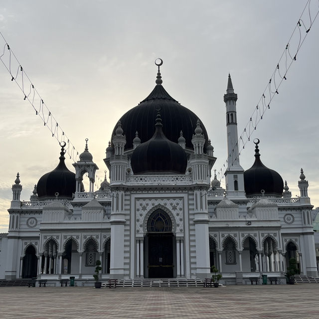 🕌 A Slice of Timeless Kedah — Alor Setar Square & Zahir Mosque 🇲🇾✨