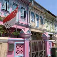 レトロとモダンが交差する、色彩の宝箱「Katong」へ🇸🇬