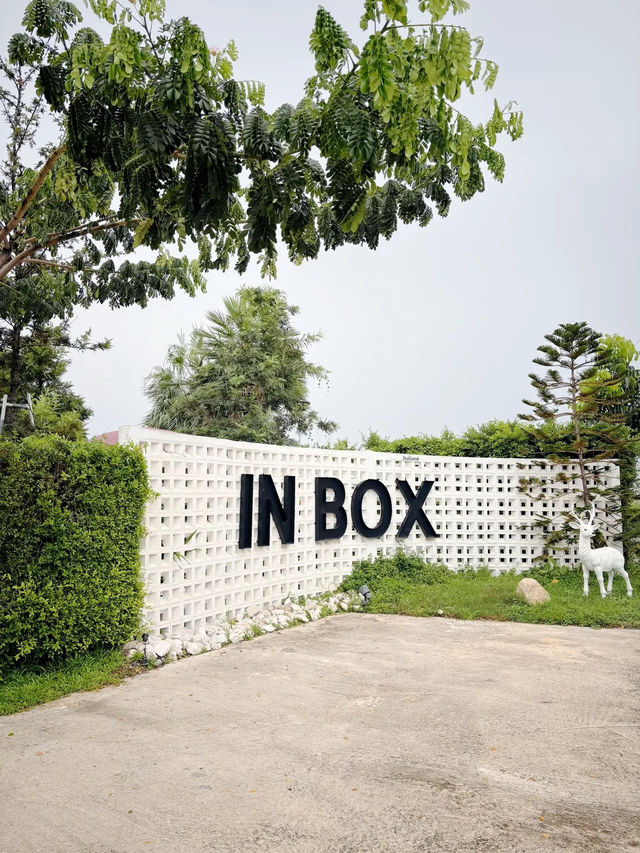 In Box คาเฟ่ร้านสวย ที่แปลงยาว ฉะเชิงเทรา