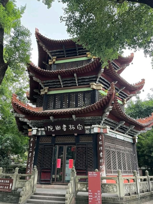 Discover Serenity and Culture at Wenshu Monastery in Chengdu