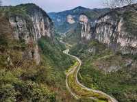 Dramatic Views at Aizhai Bridge