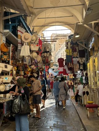 The Vibrant Medina of Tunis, Souk El Attarine