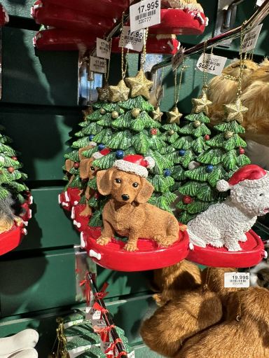 ケベック🇨🇦可愛いクリスマスショップ🎅🏻 | Trip.com ケベック・シティー
