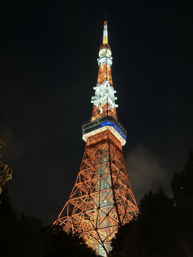 日本🇯🇵浪漫🌹限定專屬的《東京鐵塔》🗼✈️
