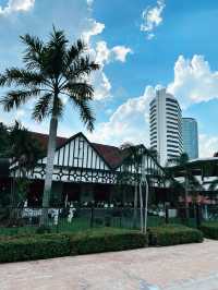 Independence Square & Royal Selangor Club: Must-Visit Insta Spots with Iconic Views
