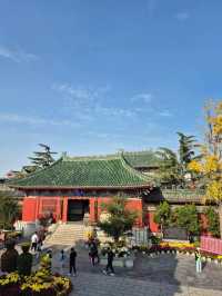 โชว์ตามรอยเปาบุ้นจิ้น — แฟนพันธุ์แท้ต้องมาศาลไคฟง