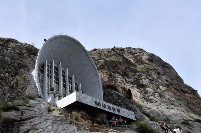 Гора Сулайман-Тоо