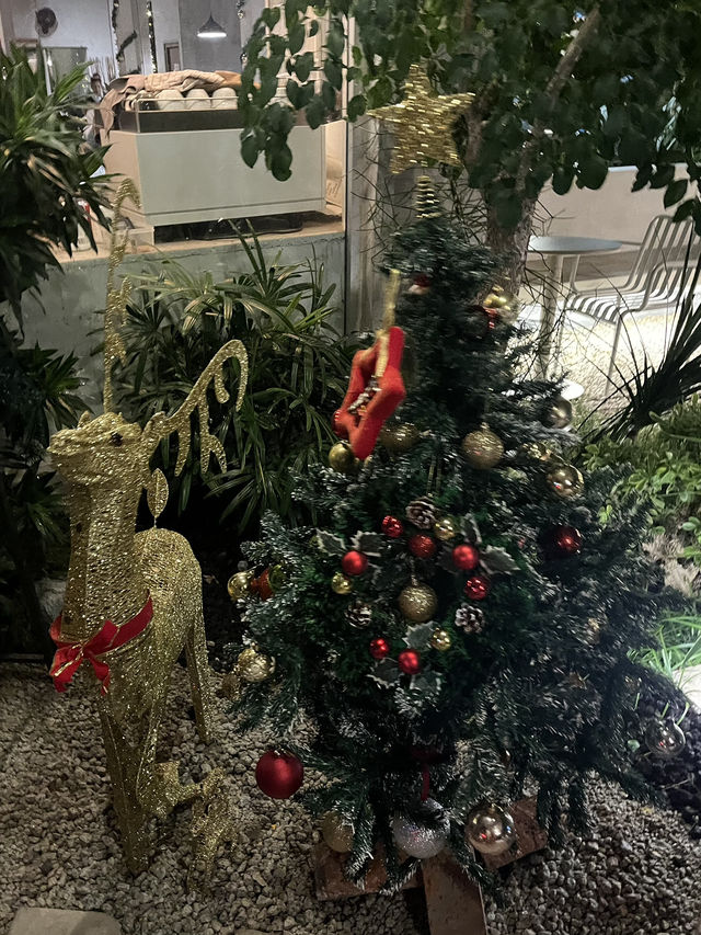 Date-Night Vibes at Flame & Fern JB ✨🍃🔥”