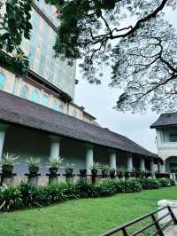 The Old Courthouse Kuching – Iconic Historical Landmark to Visit