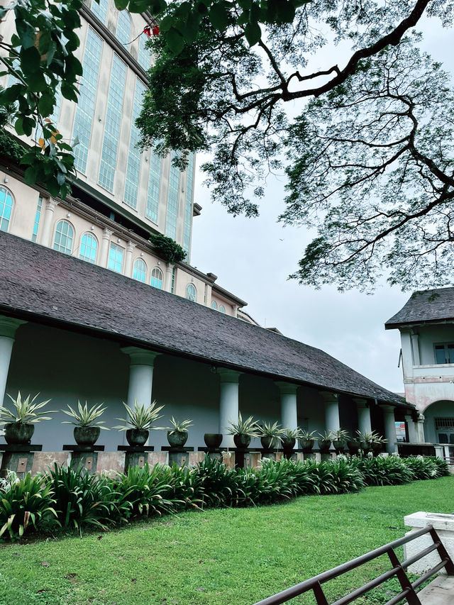 The Old Courthouse Kuching – Iconic Historical Landmark to Visit The Old Courthouse Kuching – Iconic Historical Landmark to Visit