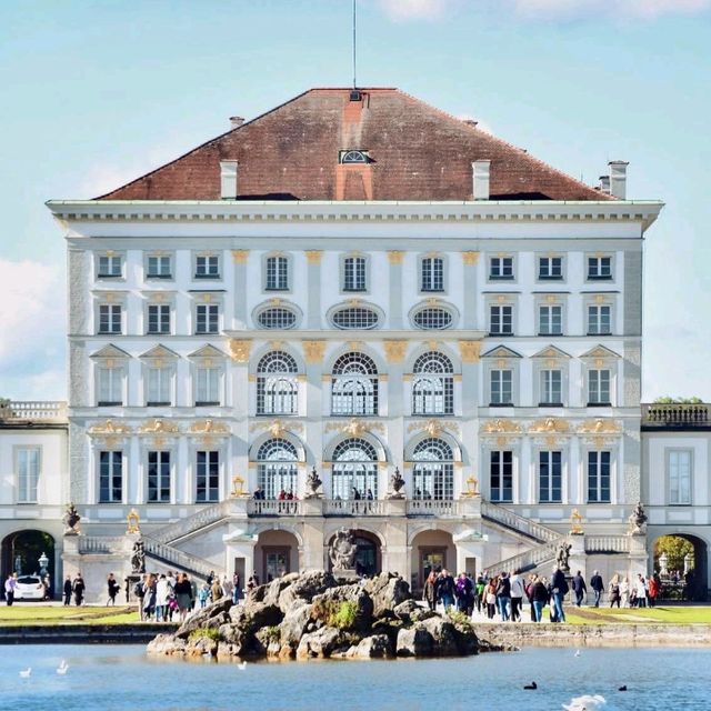 🏰 Nymphenburg Palace in Munich 🏰 Nymphenburg Palace in Munich