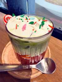 大圍充滿聖誕氣氛的日式咖啡店