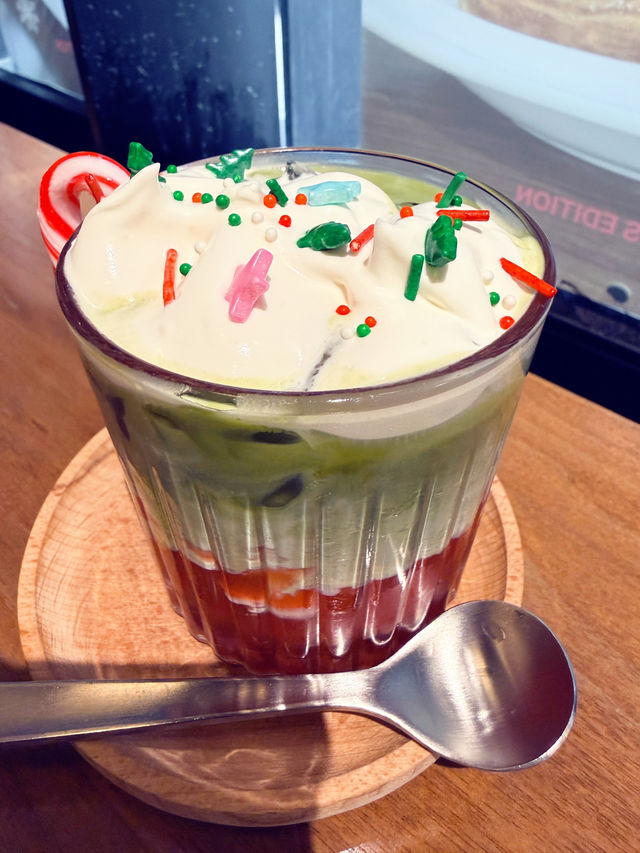 大圍充滿聖誕氣氛的日式咖啡店 大圍充滿聖誕氣氛的日式咖啡店