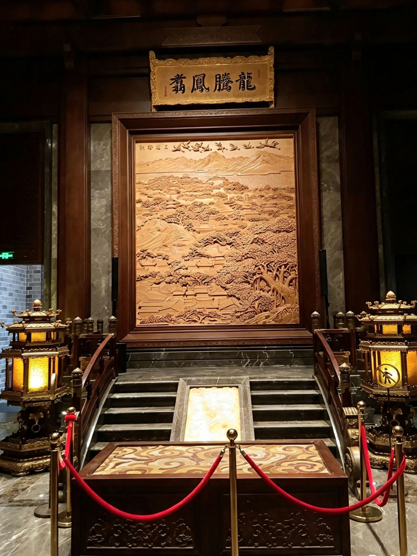 ป้อมประตูเมือง "เมืองน้ำหมินเยว่": ความอลังการสไตล์โบราณที่สายคอนเทนต์ห้ามพลาด ✨