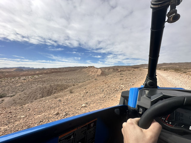 Road trip in Las Vegas Renting Off-road UVT