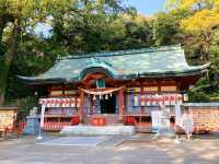 八幡朝見神社