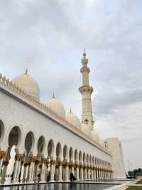 🕌🤍✨ Sheikh Zayed Grand Mosque – The Pearl of Abu Dhabi ✨🤍🕌