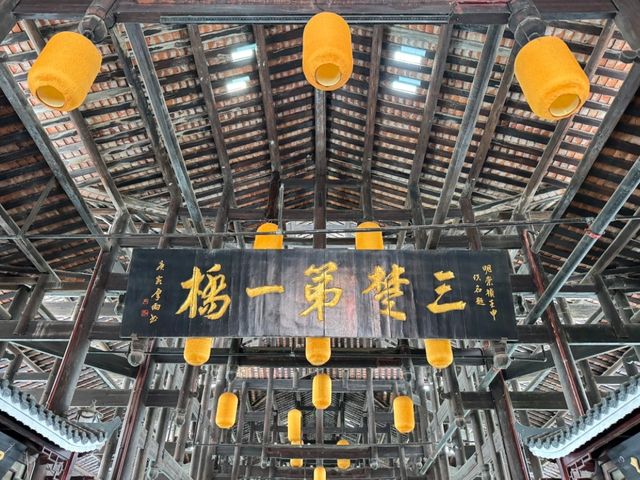 風雨橋歷史氛圍超著迷 風雨橋歷史氛圍超著迷