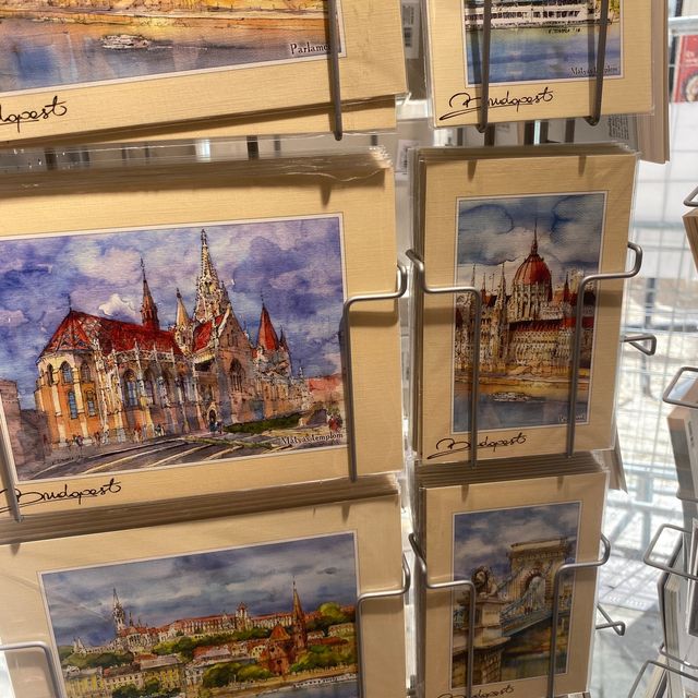 🇭🇺 Budapest - City of Postcards! ✉️