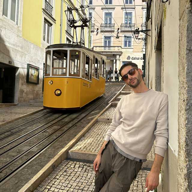 Exploring Lisbon: A Journey Through Portugal’s Vibrant Capital 🇵🇹 