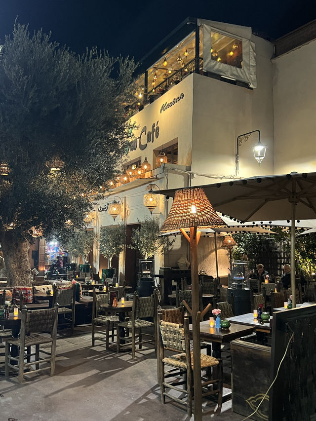 현지느낌 물씬 나는 카페: Zeitoun Cafe Kasbah 