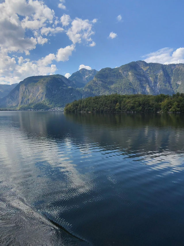 A beautiful boat ride in Halshtatt 