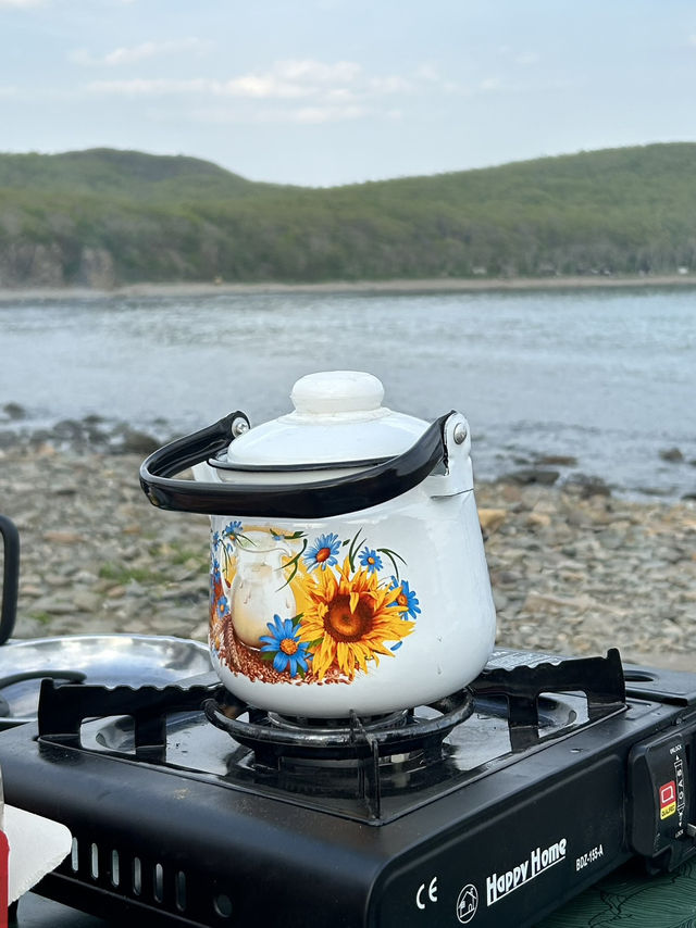 Spring is a picnic time 