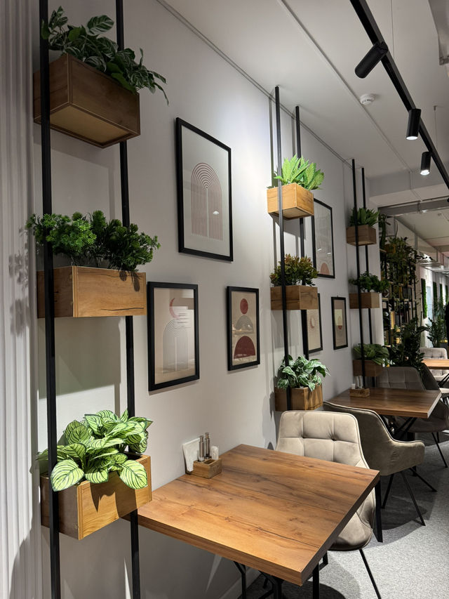 정말 예쁜 호스텔 'Aiva Hostel'