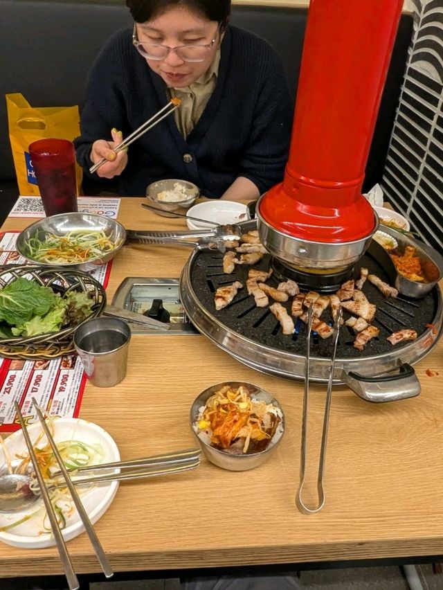 Seoul Bites & City Lights: Our Culinary Adventure in Korea's Capital