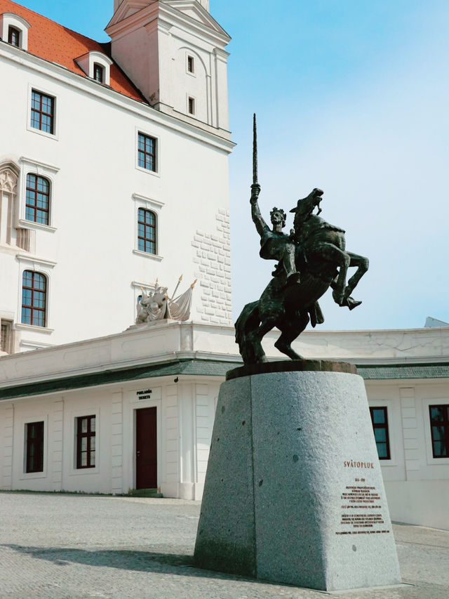 💳 Bratislava CARD: Your Ticket to Explore on a Budget