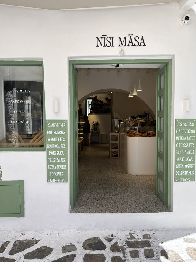 Mykonos | Enjoy the coffee from the cosy cafe 