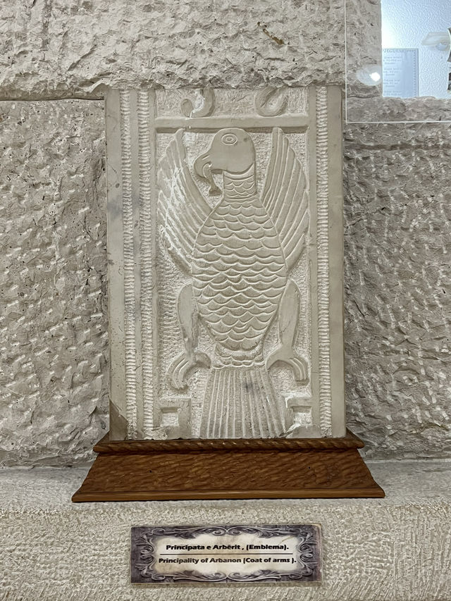 🇦🇱 阿爾巴尼亞斯坎德培博物館（Skanderbeg Museum） ⚔️