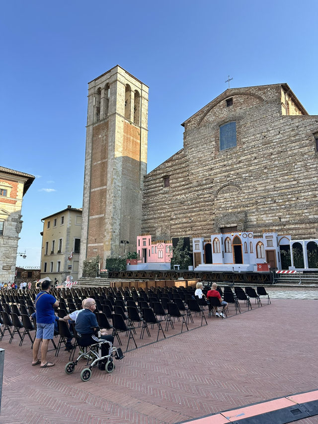Wander Through Tuscan Charm: Montepulciano Review 