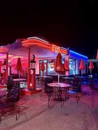 Just cruised through Williams Arizona: the retro Route 66!