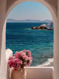 𝑫𝒊𝒔𝒄𝒐𝒗𝒆𝒓 𝒕𝒉𝒆 𝑴𝒂𝒈𝒊𝒄 𝒐𝒇 𝑺𝒂𝒏𝒕𝒐𝒓𝒊𝒏𝒊, 𝑮𝒓𝒆𝒆𝒄𝒆